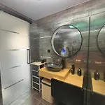 Avec Piscine 8 Personnes Villa