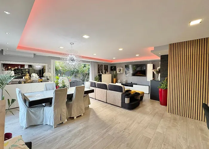 Avec Piscine 8 Personnes * 维琪奥港