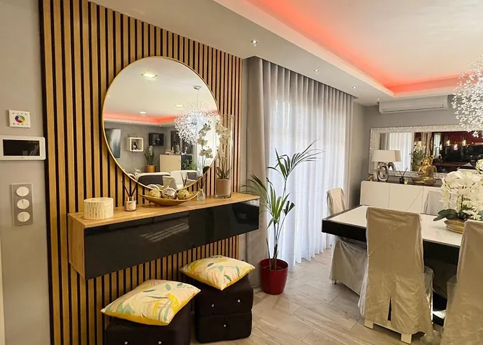 Avec Piscine 8 Personnes 别墅