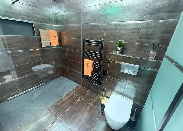 Avec Piscine 8 Personnes *